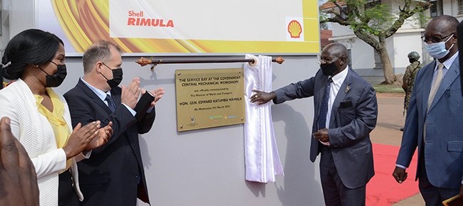 Vivo Energy Uganda hands Uganda government motor vehicle service bay facility